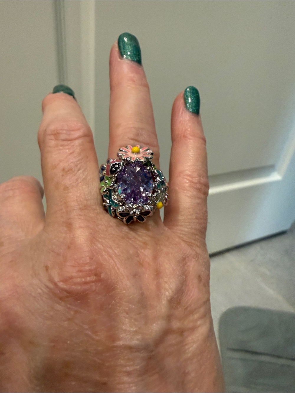 Park Lane Multicolor Floral Ring with Purple Center